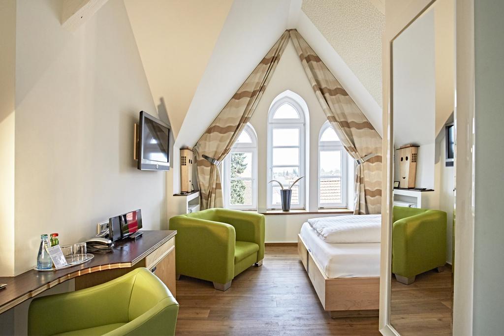 Hotel Zur Wartburg Реда-Віденбрюк Екстер'єр фото