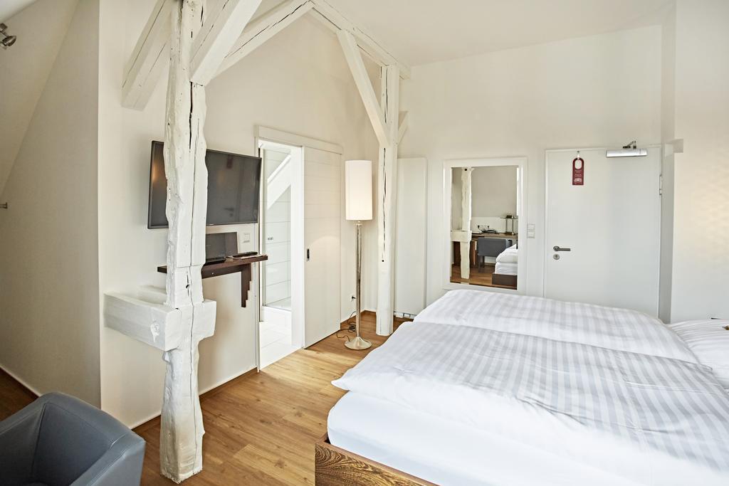 Hotel Zur Wartburg Реда-Віденбрюк Екстер'єр фото